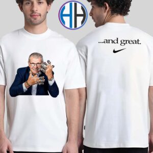 And Great Nike Tribute Coach Geno Auriemma Becomes The Winningest Coach In NCAA History Shirt